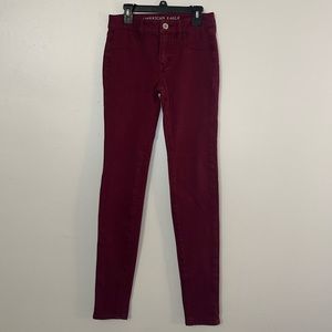 american eagle burgundy jeggings!